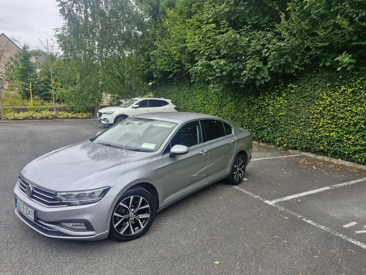 Volkswagen Passat 2020 - Image 5