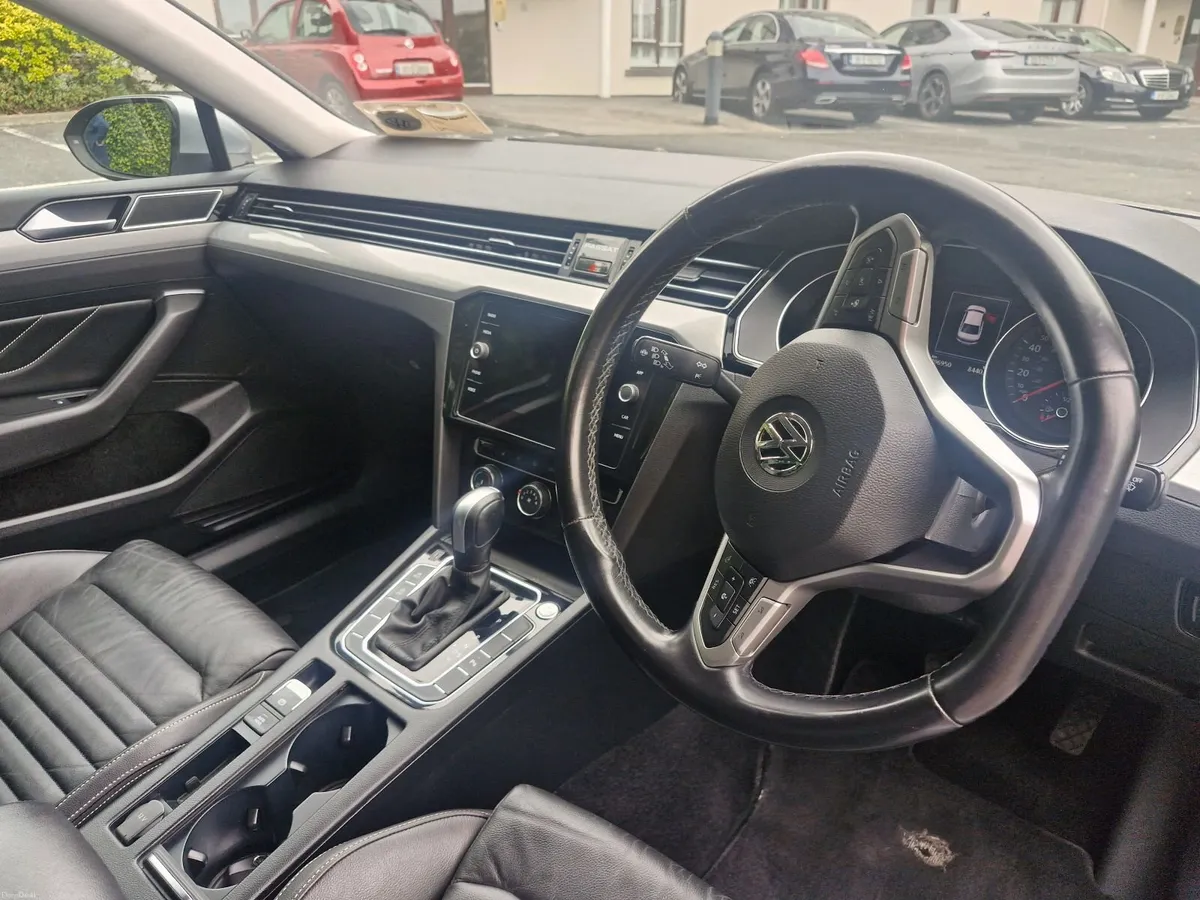 Volkswagen Passat 2020 - Image 6