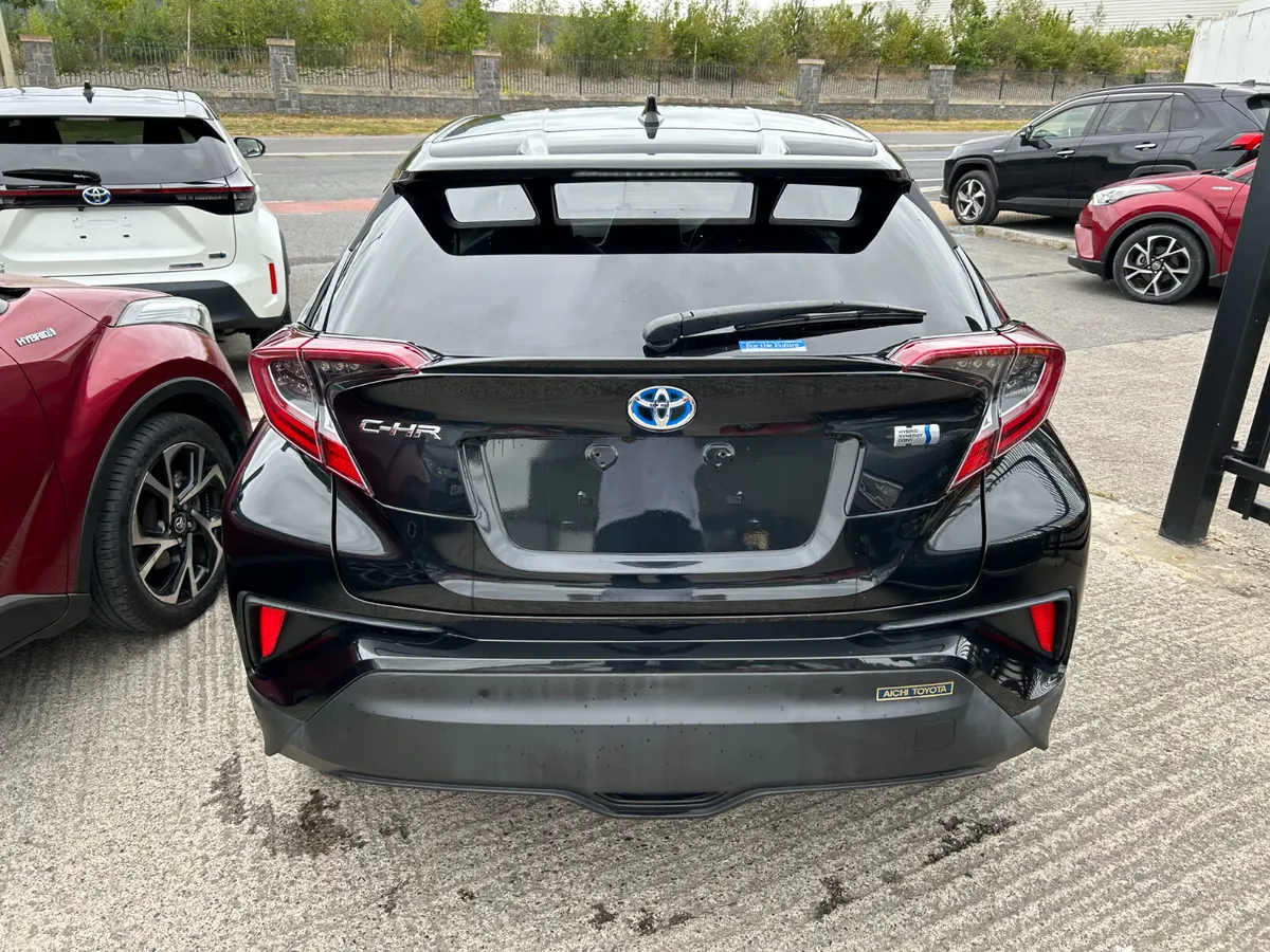 TOYOTA CHR 2019, 1.8 HYBRID AUTO LOW KMS HIGH SPEC - Image 5