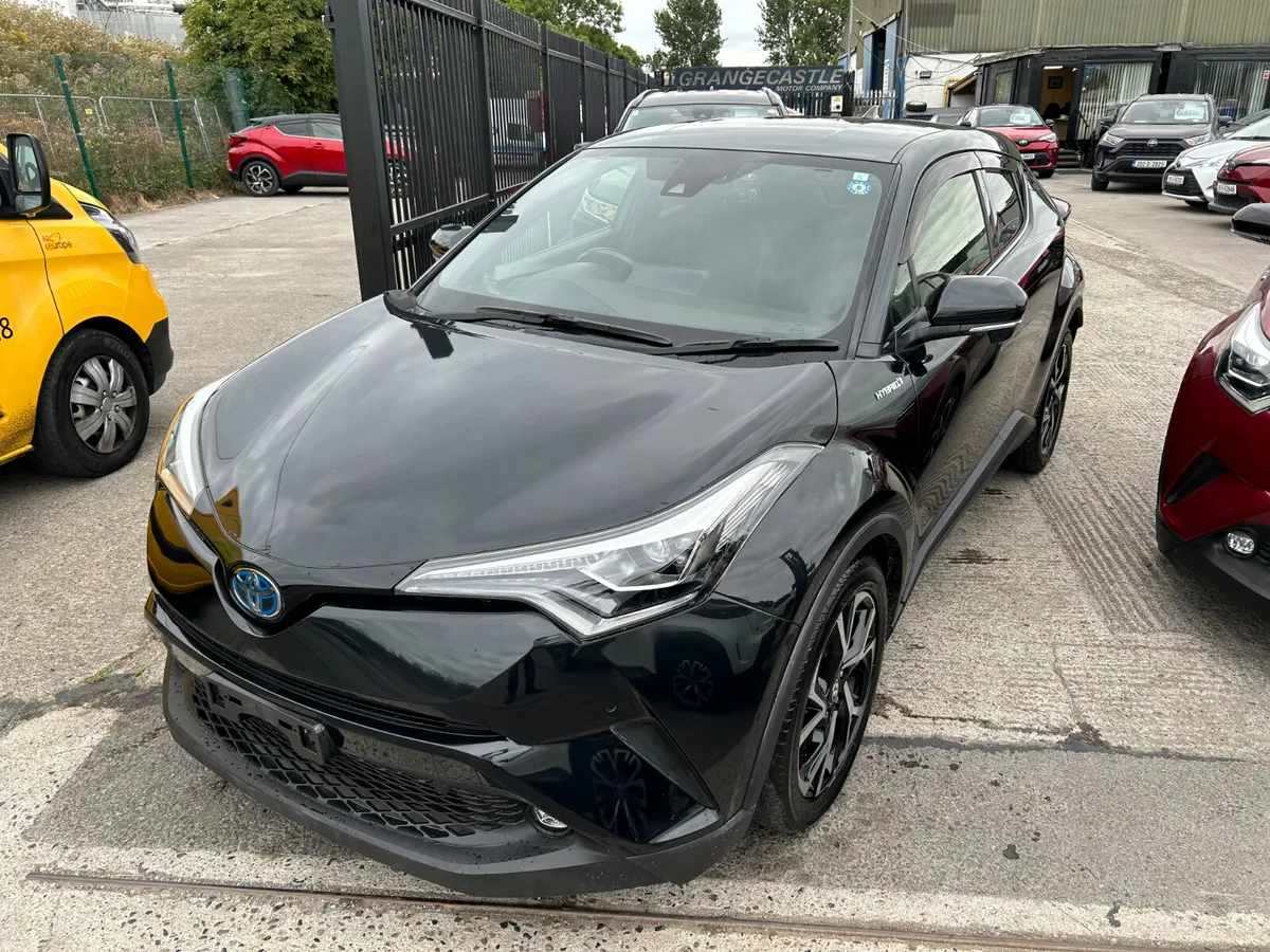 TOYOTA CHR 2019, 1.8 HYBRID AUTO LOW KMS HIGH SPEC - Image 3