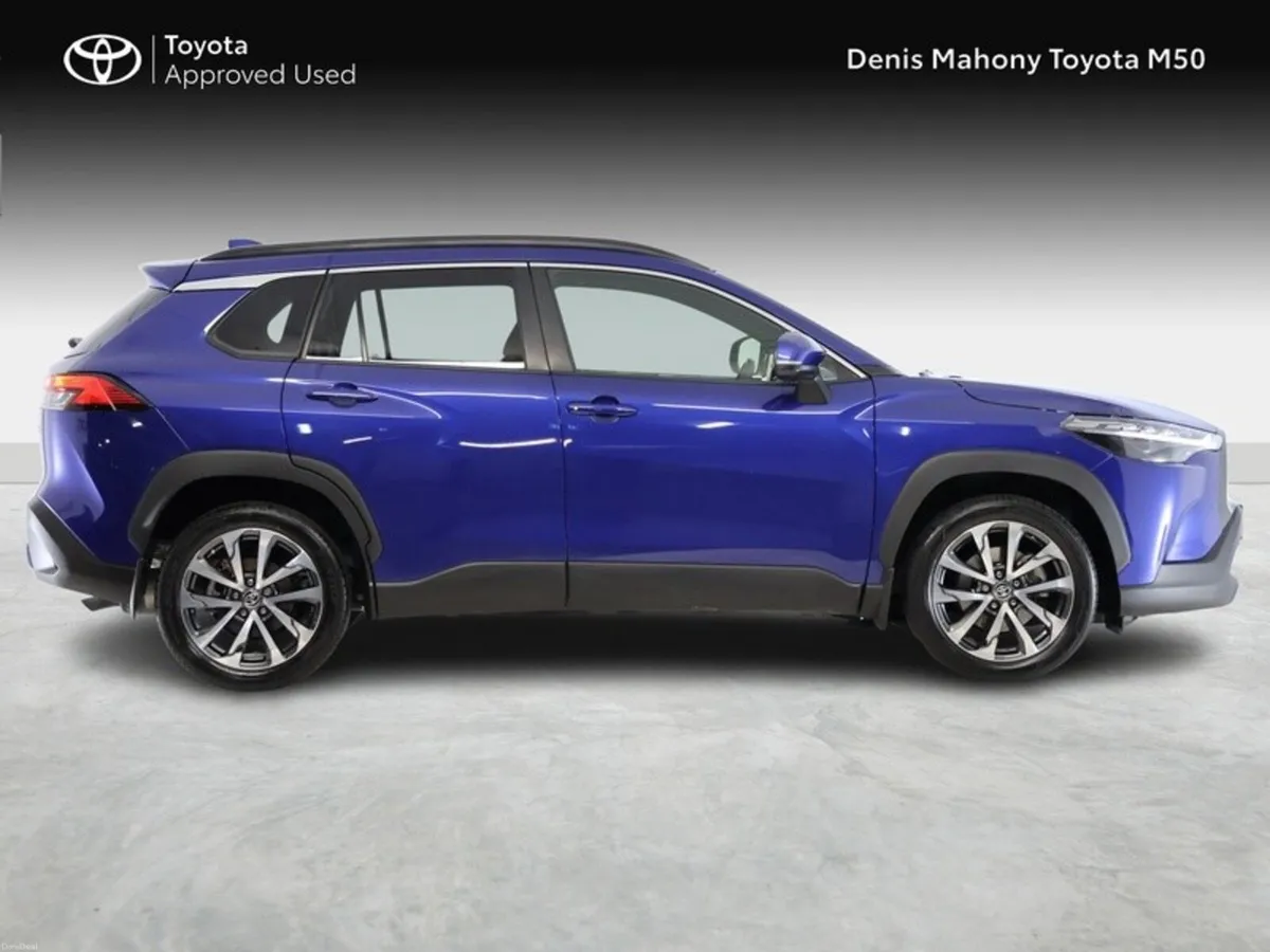 Toyota Corolla Cross Sol Hybrid - Image 3