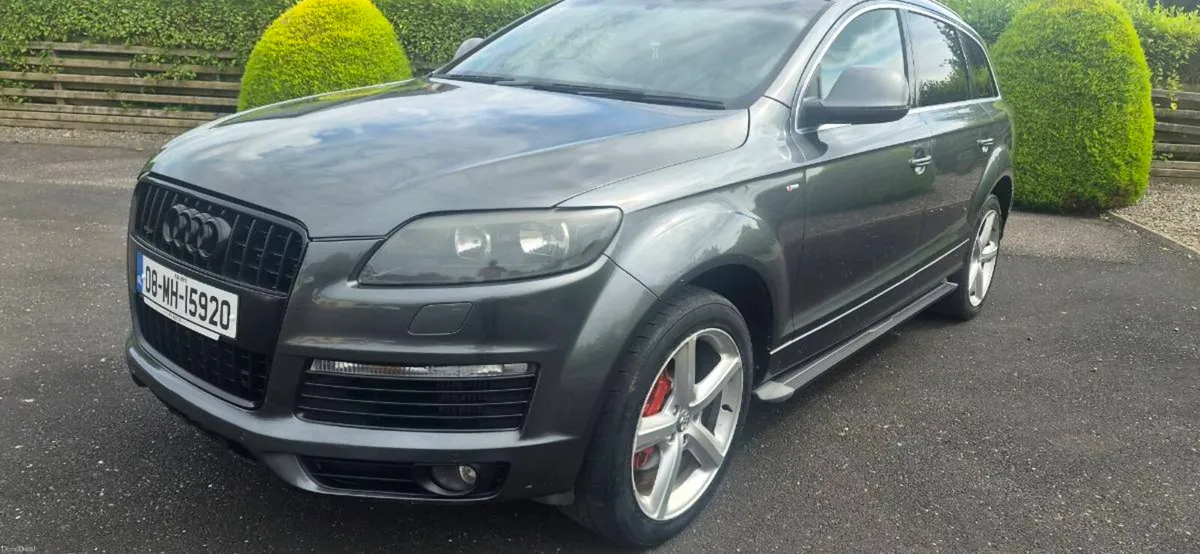 Audi q7  7 seater - Image 2