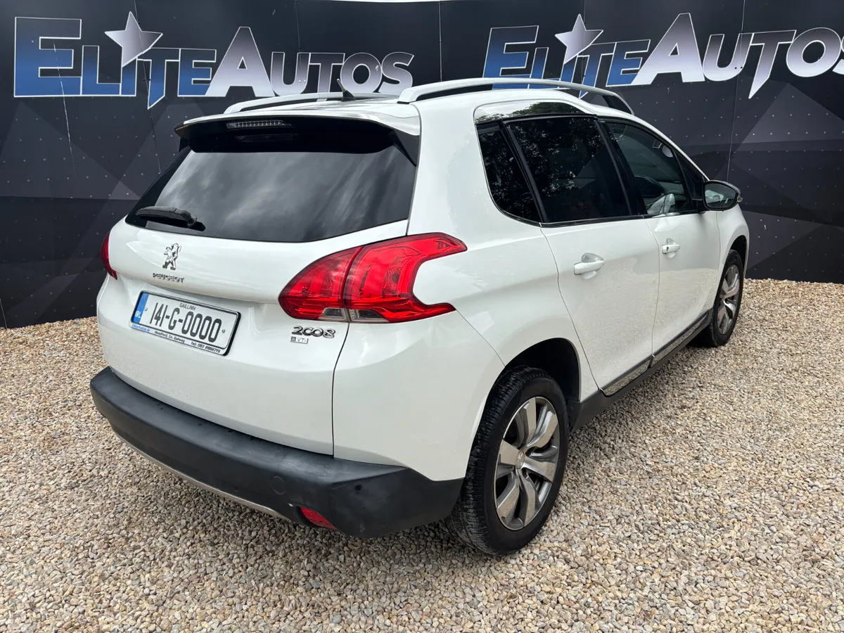 Peugeot 2008 Automatic 1.2 2014 - Image 6