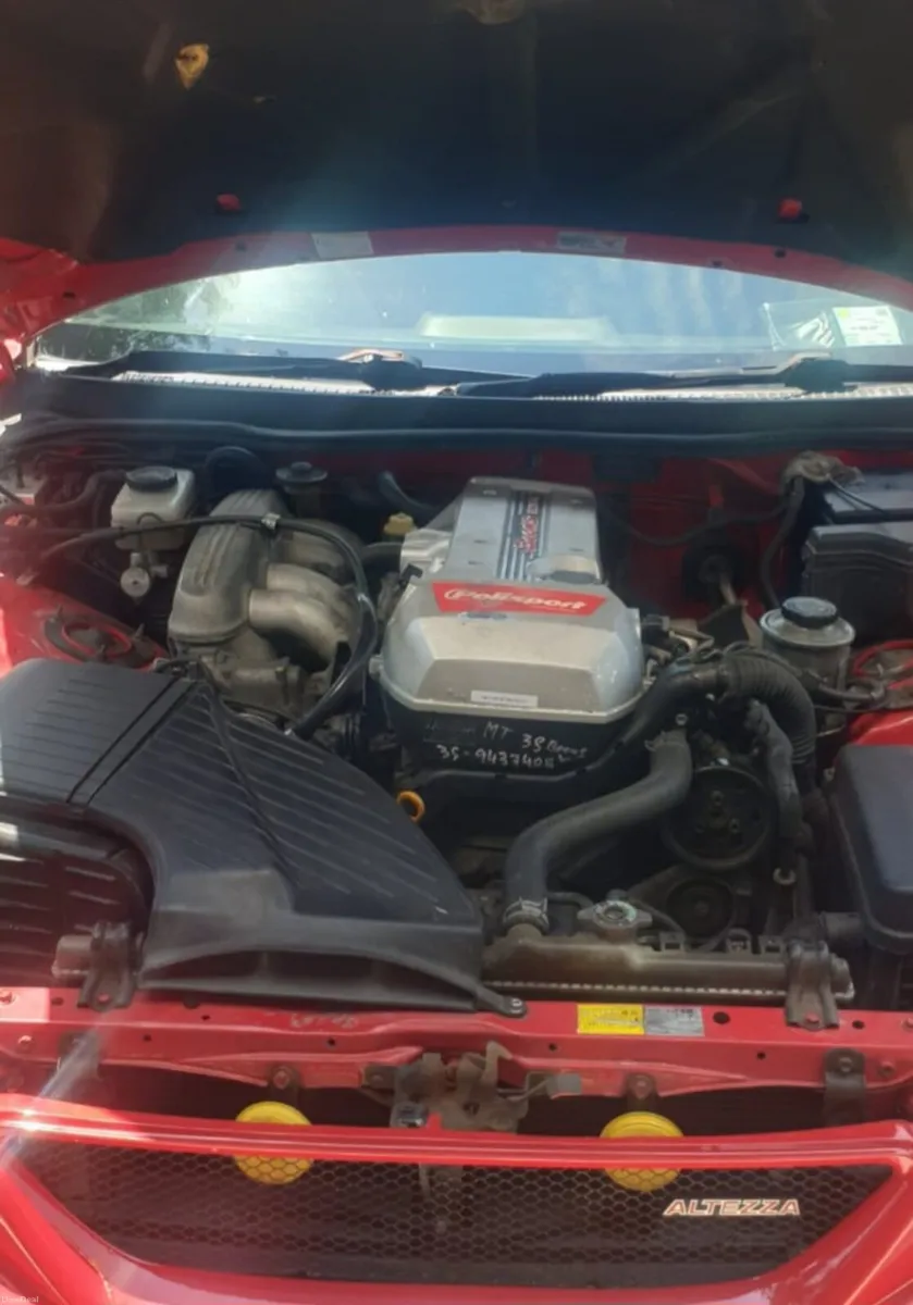 Toyota Altezza - Image 6
