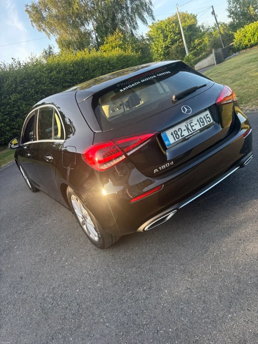 Mercedes-Benz A180d Progressive Line Automatic - Image 5