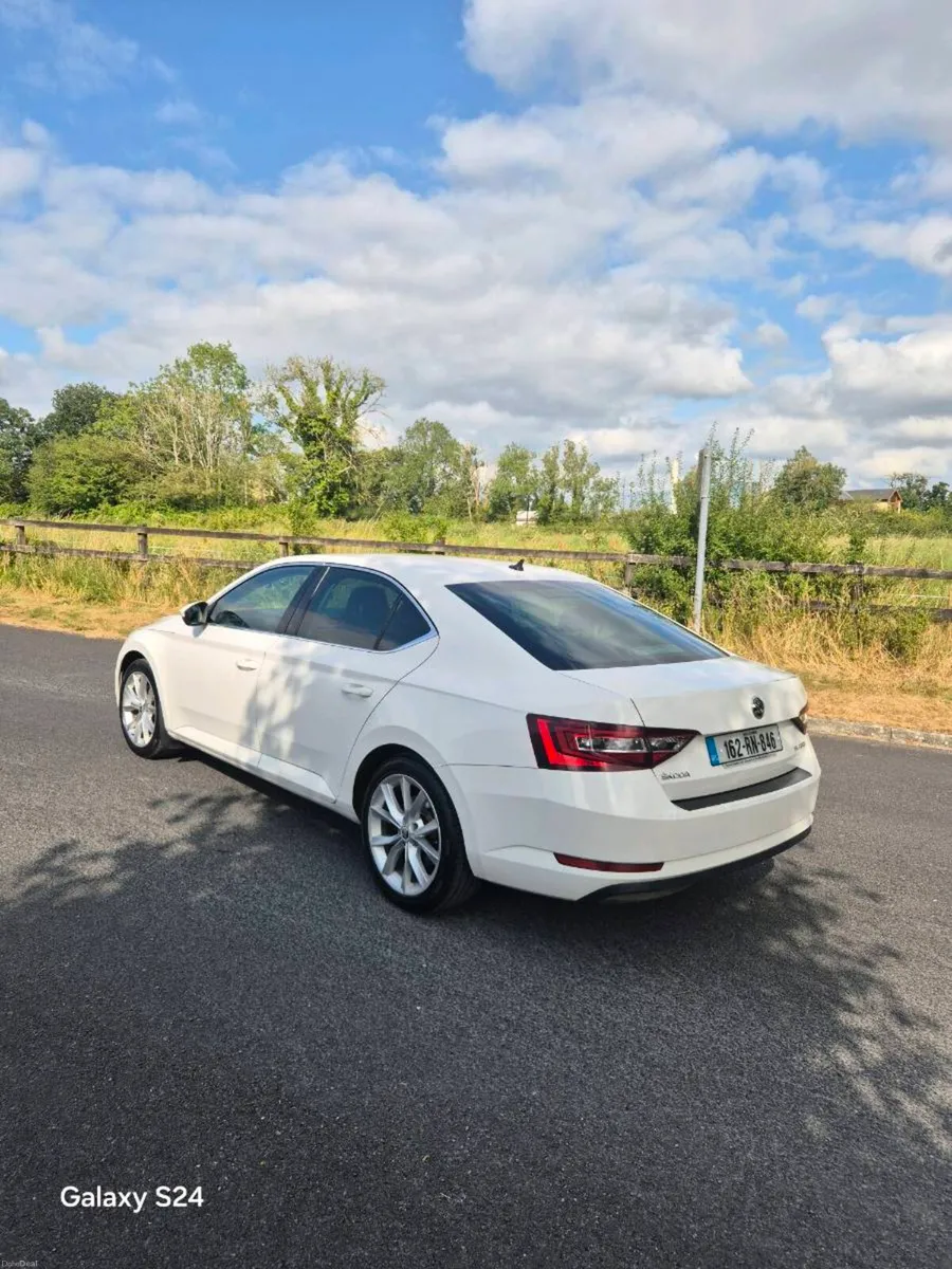 SKODA SUPERB 2.0TDI - Image 3