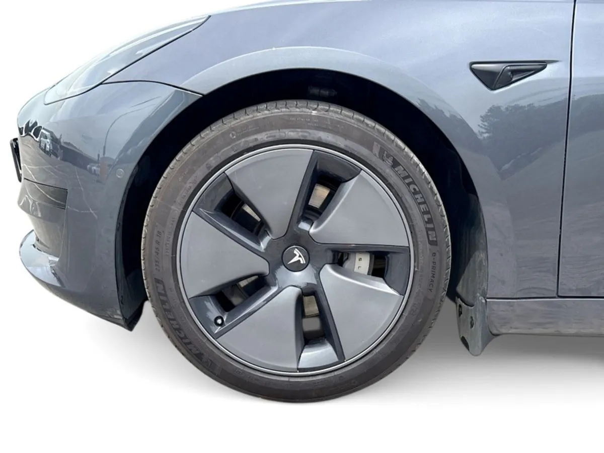 Tesla Model 3 Rear Wheel Drive - Image 4