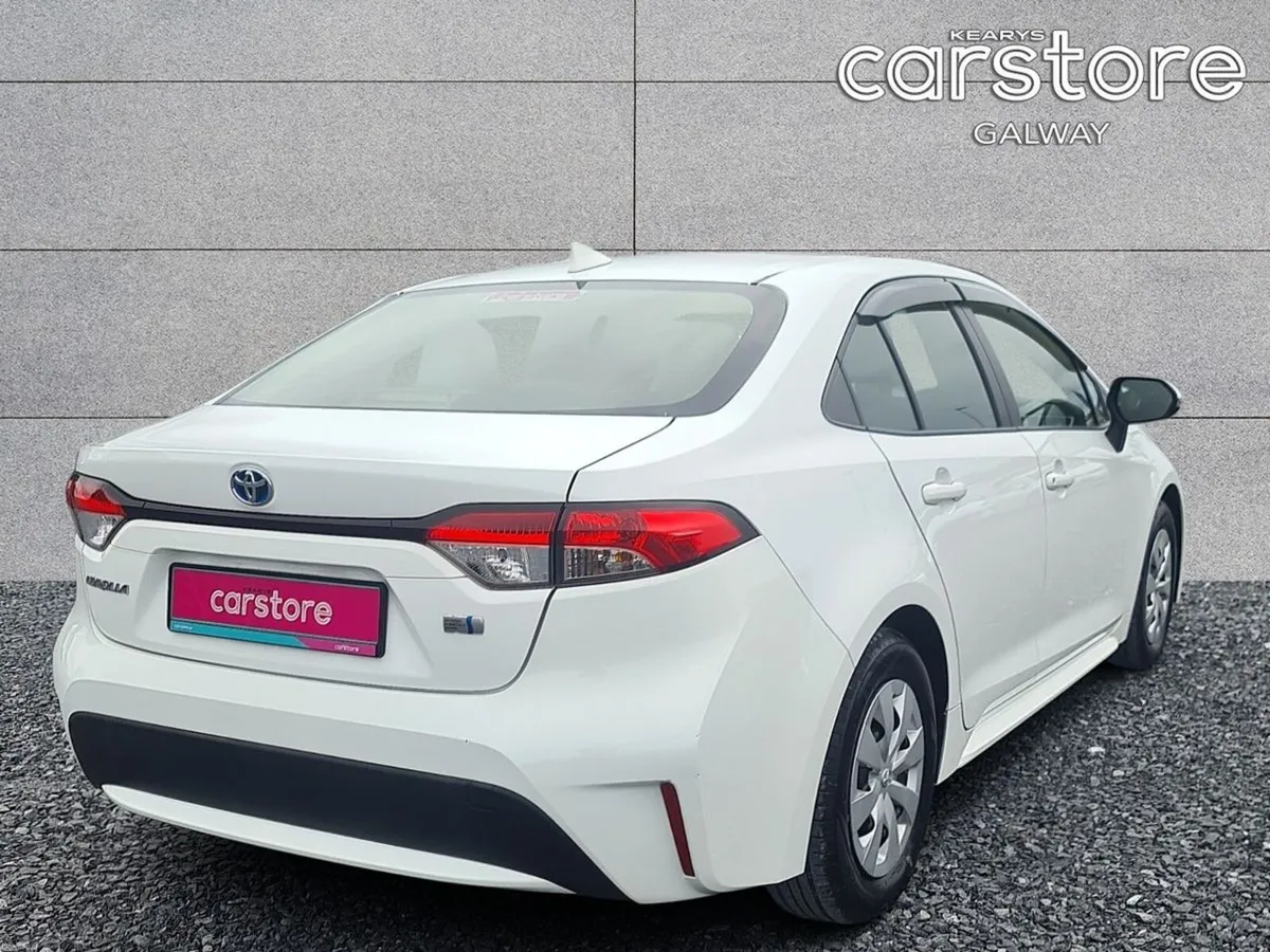 Toyota Corolla Hybrid G-X - Image 3