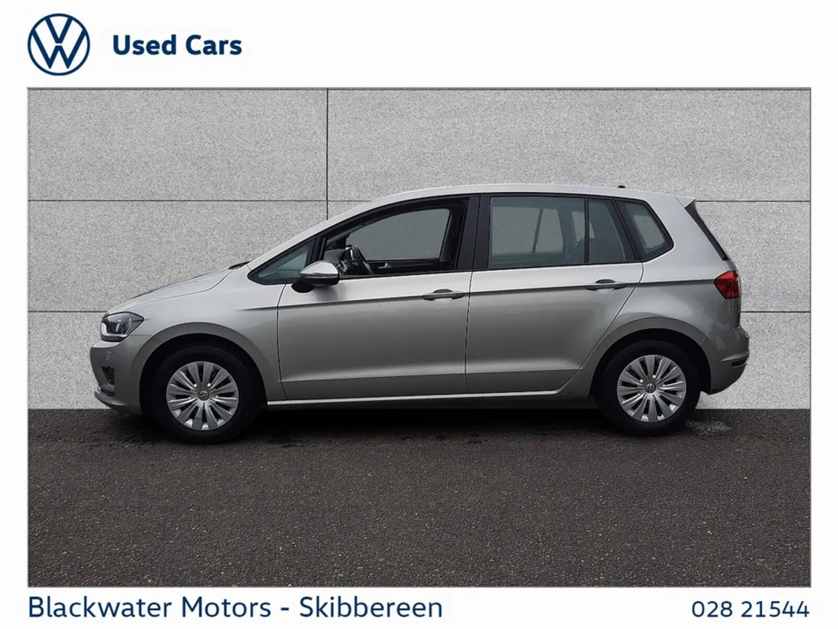 Volkswagen Golf 1.2TSI 85BHP TRENDLINE SPORTSVAN W - Image 6