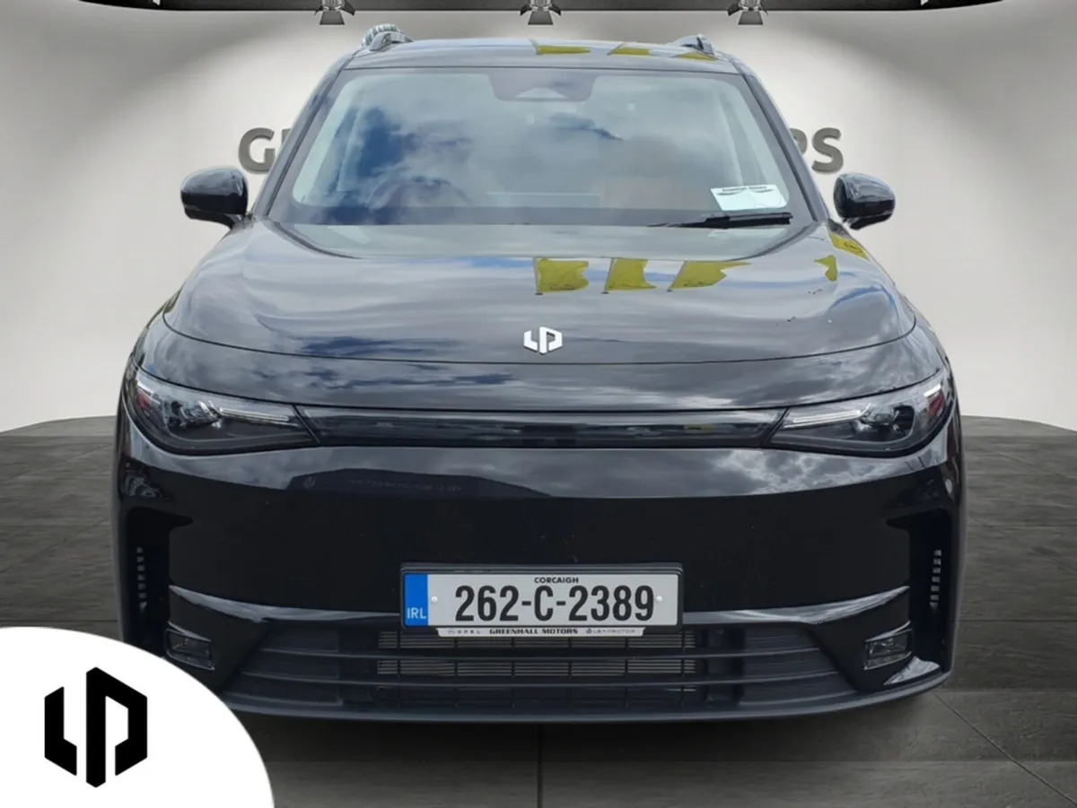 Leapmotor C10 DESIGN PHEV HYBRID - RANGE 975km - Image 2