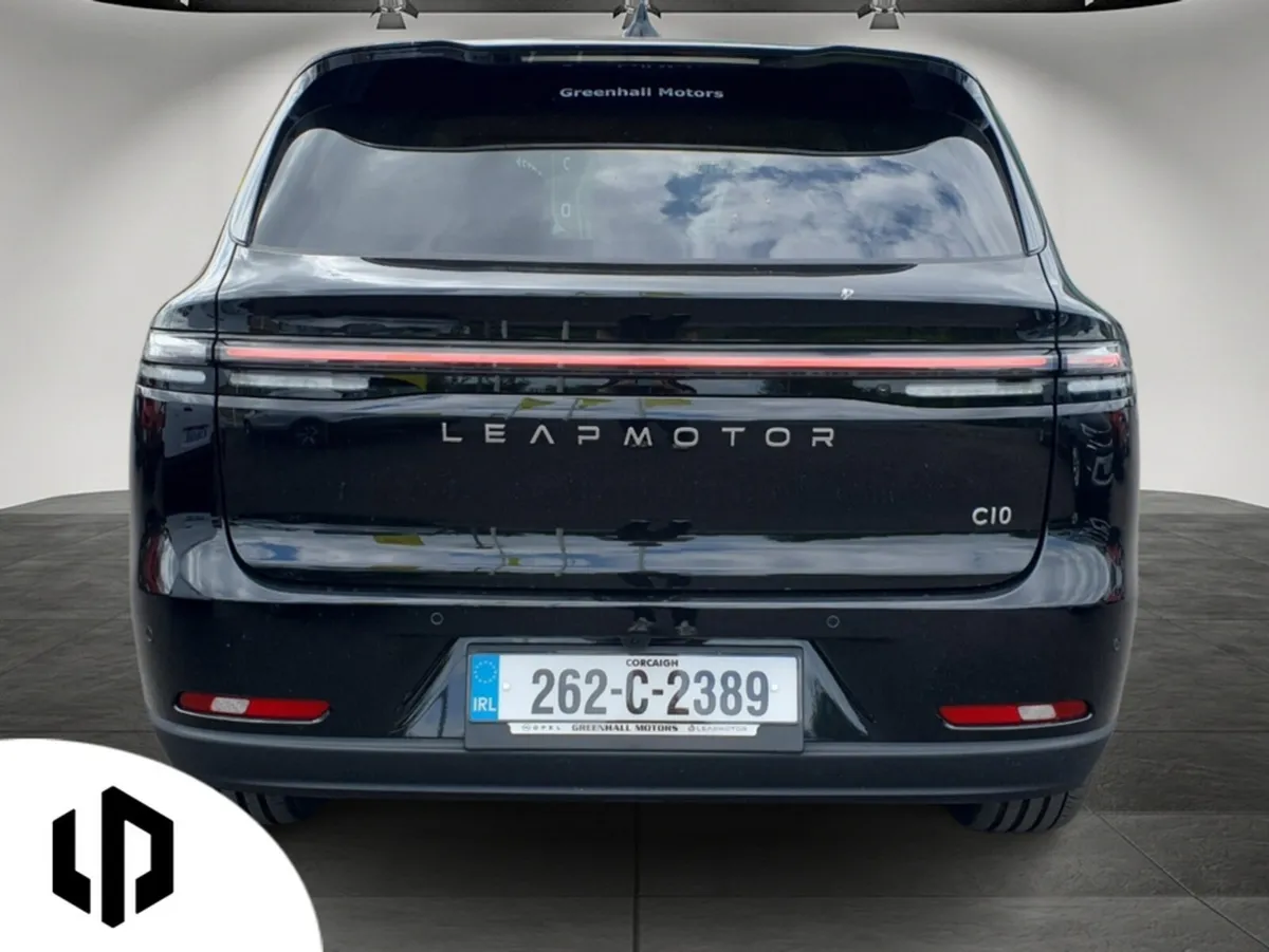 Leapmotor C10 DESIGN PHEV HYBRID - RANGE 975km - Image 5