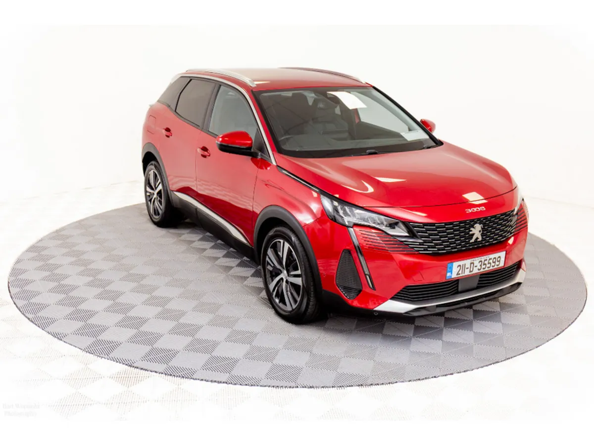 Peugeot 3008 Allure 1.2 Petrol 130HP - Image 1