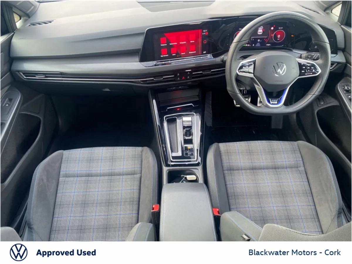Volkswagen Golf 1.4TSI GTE 204BHP 5DR AUTOMATIC - Image 2
