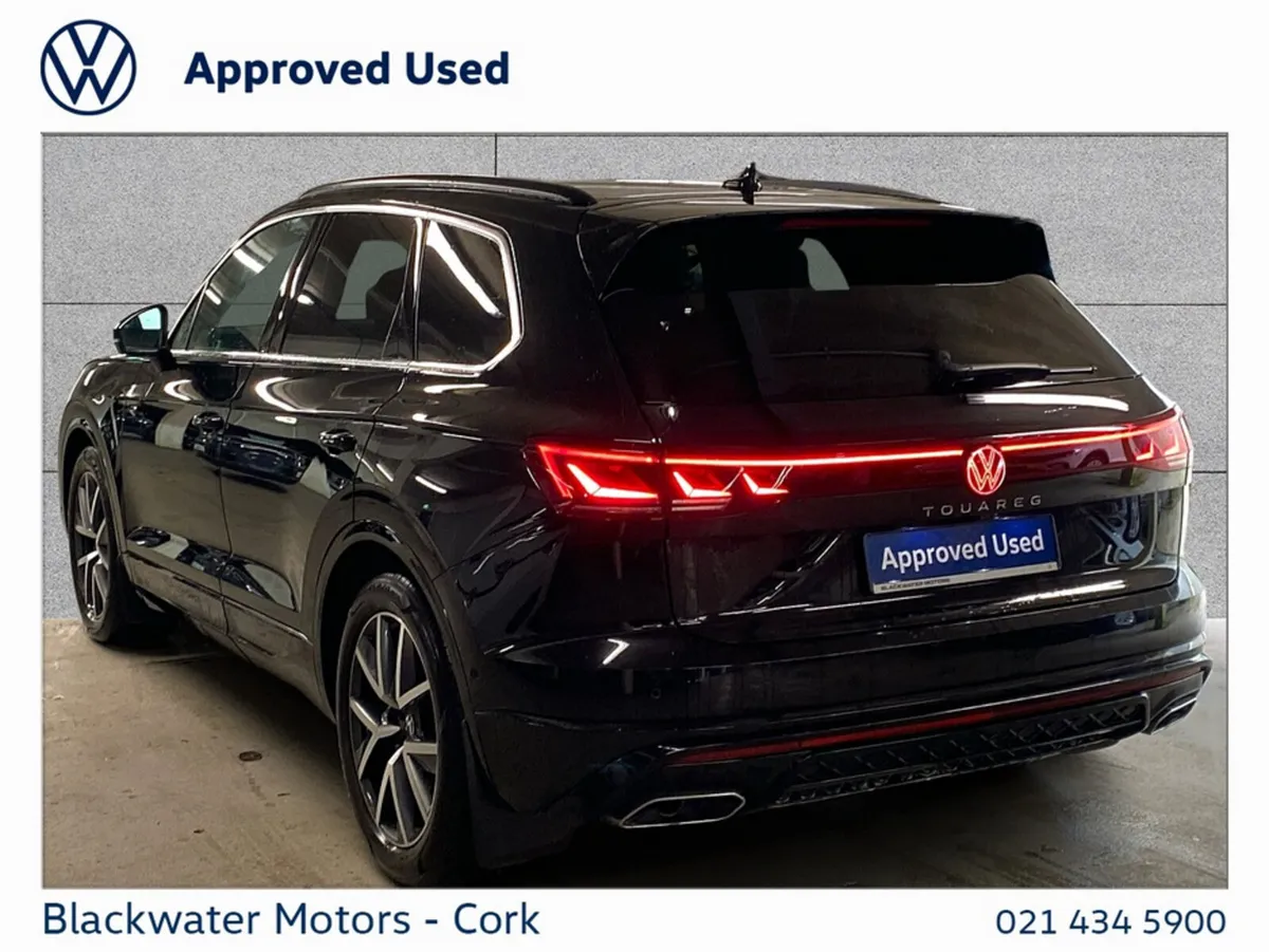 Volkswagen Touareg 3.0TDI 231BHP R-LINE 4-MOTION A - Image 3
