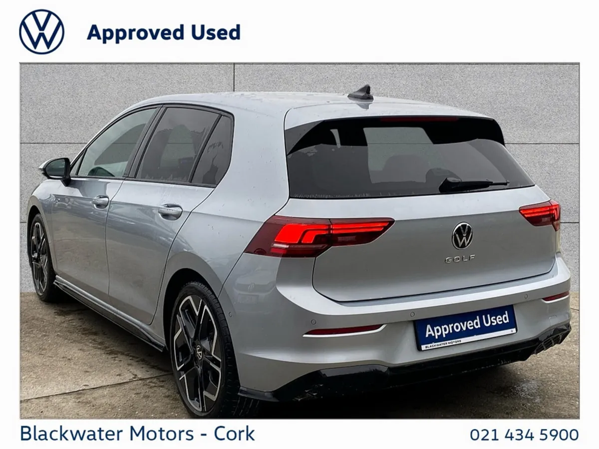 Volkswagen Golf 2.0TDI 150BHP 5DR R-LINE AUTOMATIC - Image 3