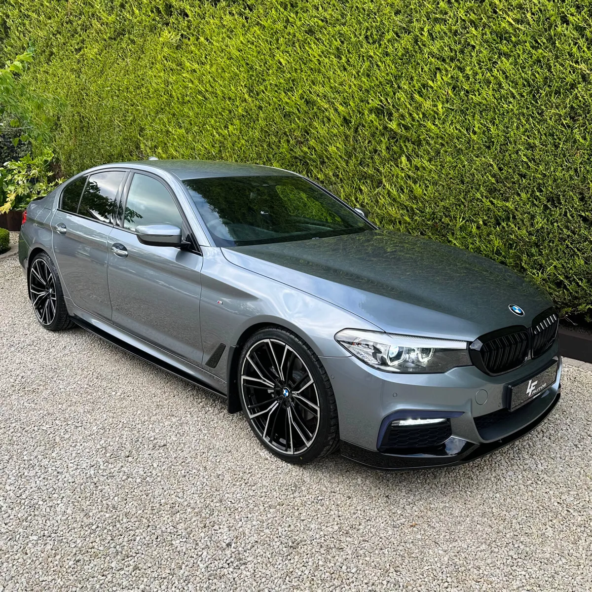 2018 BMW 520D M-SPORT - Image 1