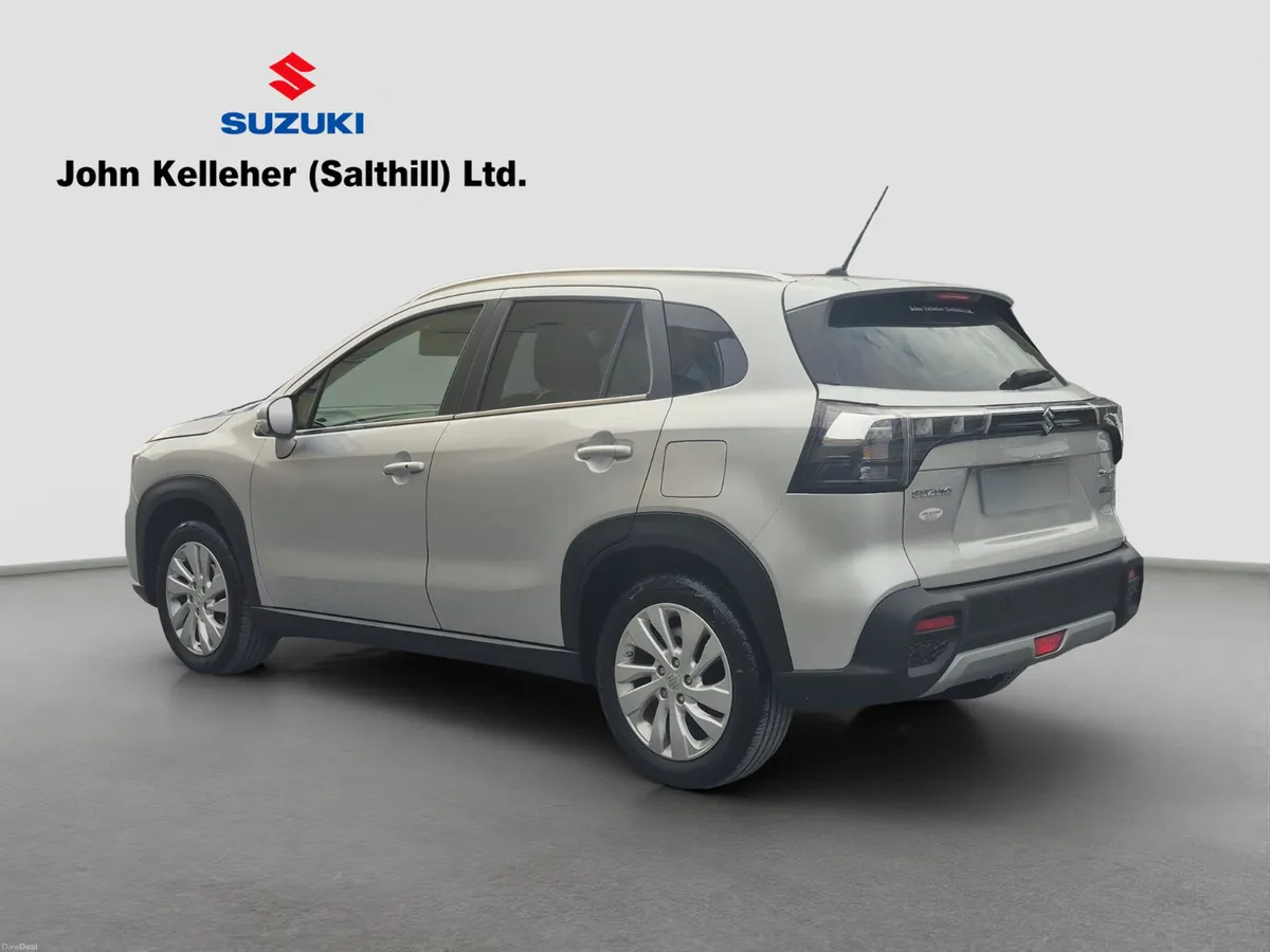 251 Suzuki Scross 1.5 Hybrid Automatic - Image 5