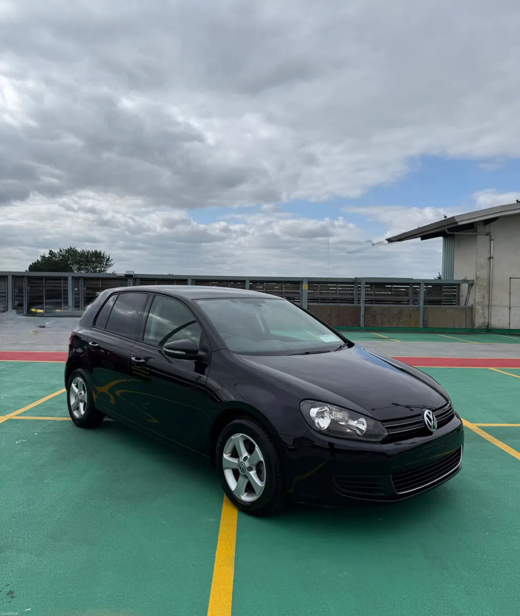 2010 VW Golf 1.2 TSi Petrol - VERY LOW MILEAGE - Image 1