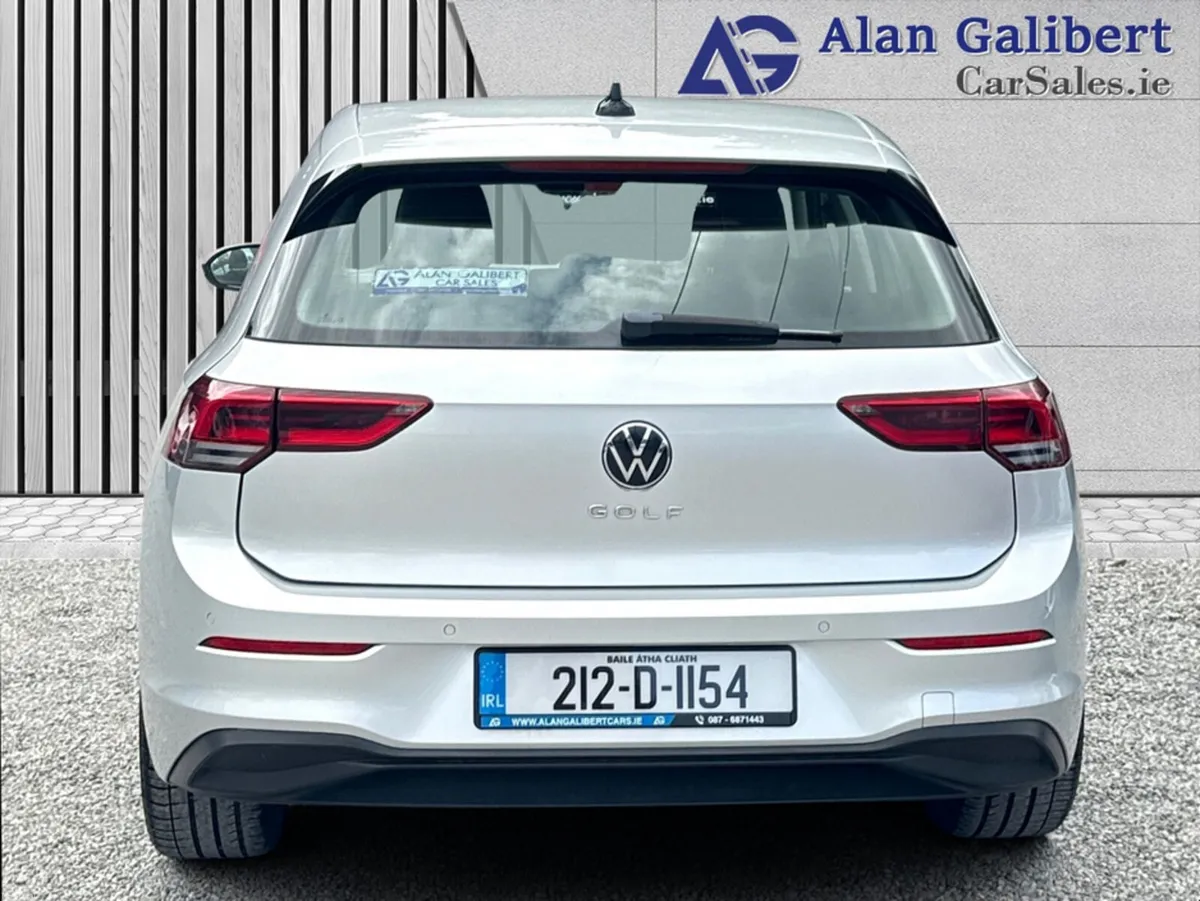 Volkswagen Golf LIFE 2.0 TDI DSG  Automatic - Image 6