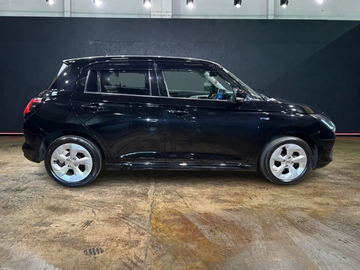 Suzuki Swift 1.2 HYBRID MANUAL - NEW MODEL - CRUIS - Image 2