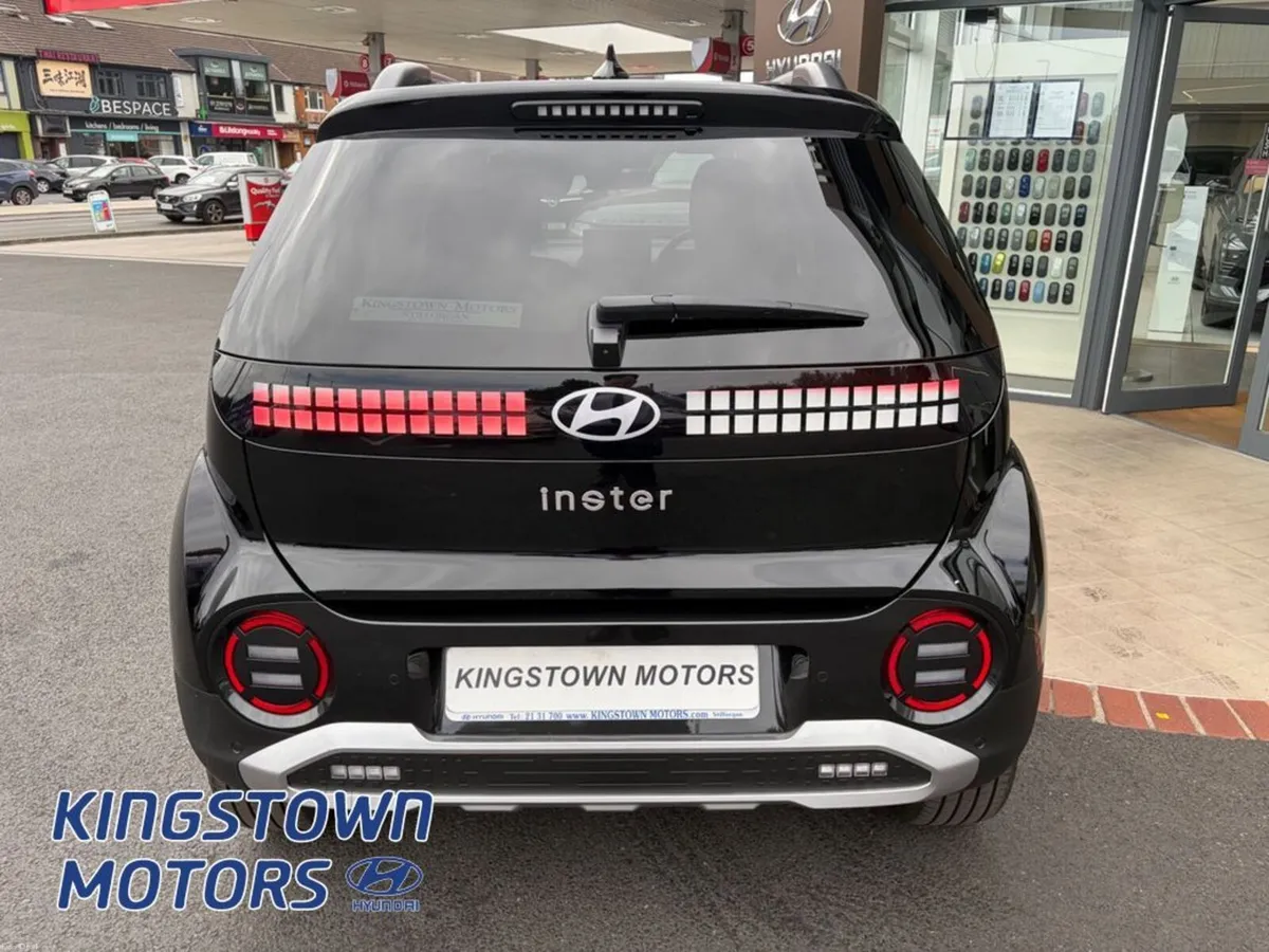 Hyundai INSTER Elegance 49KWH - Image 4