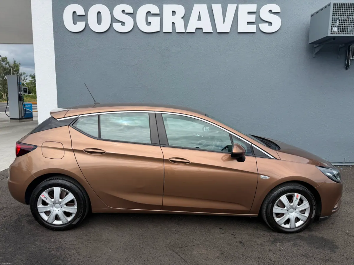 Opel Astra SC 1.0T 105PS S/S 5DR - Image 2