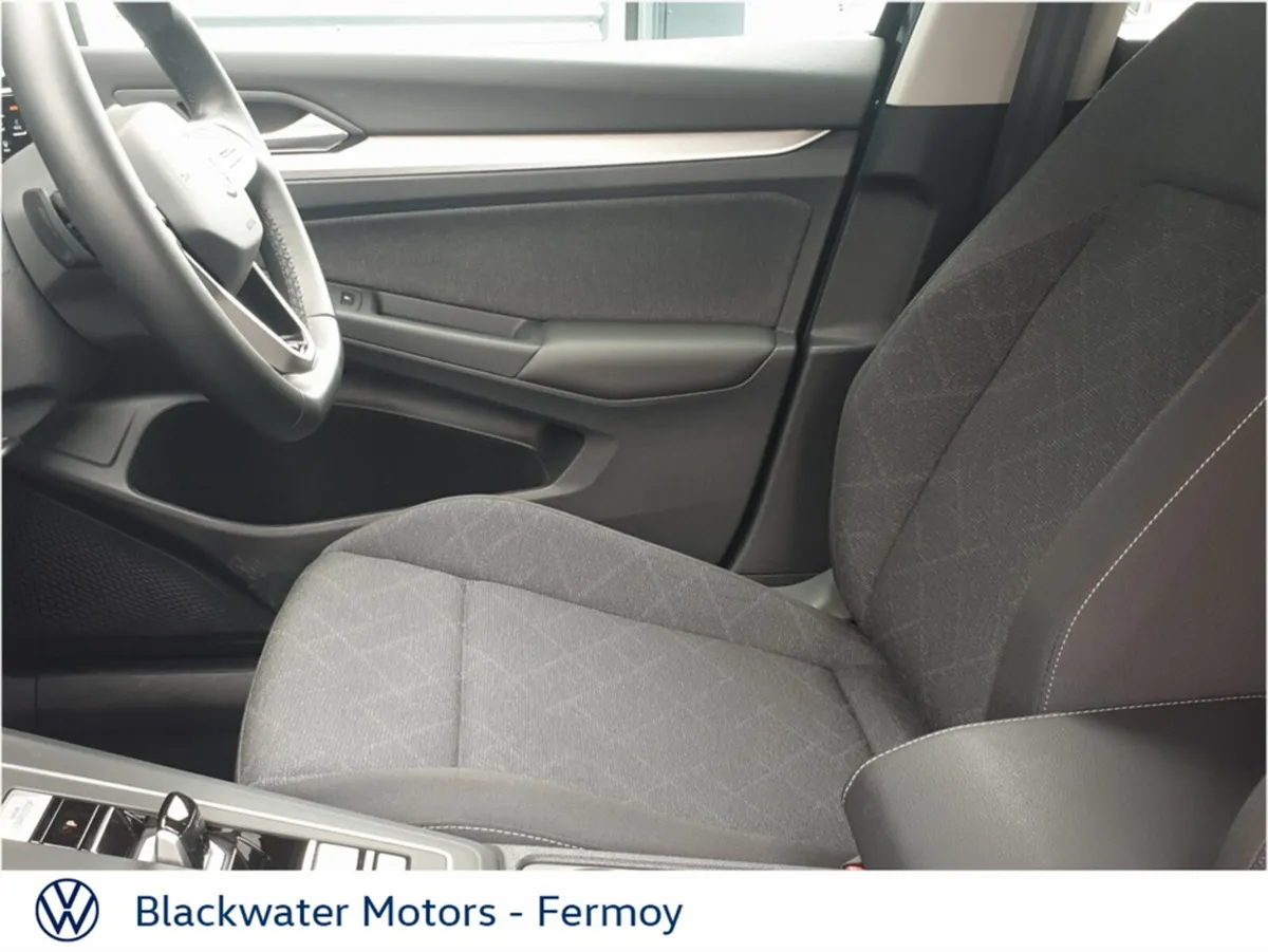 Volkswagen Golf 1.0TSI 110BHP 5DR COMFORTLINE AUTO - Image 4