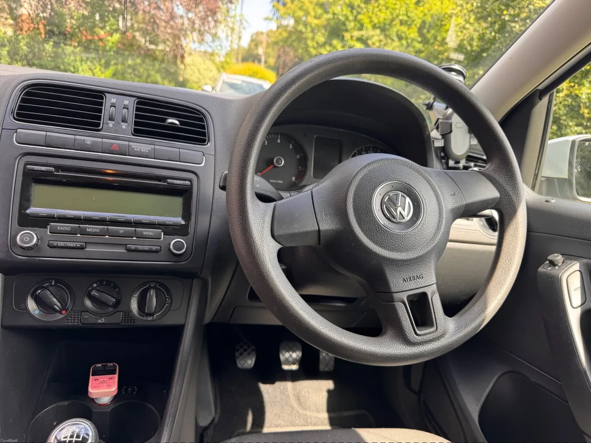 Volkswagen Polo 2010 - Image 3