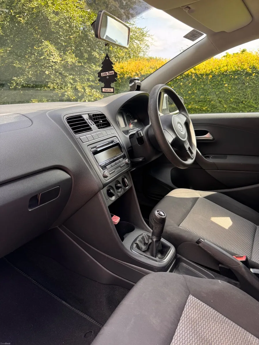 Volkswagen Polo 2010 - Image 6