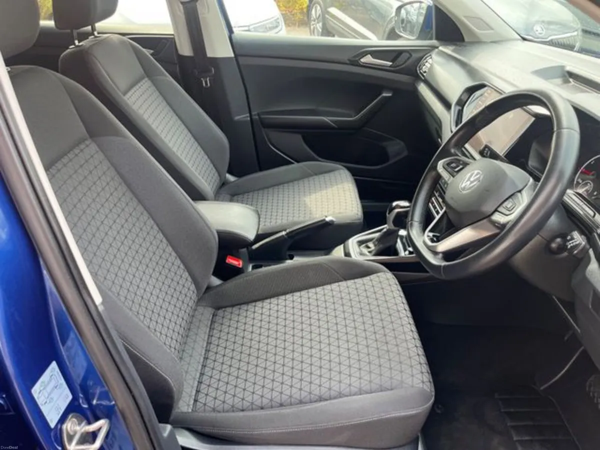 Volkswagen T-Cross Tsi automatic - Image 5