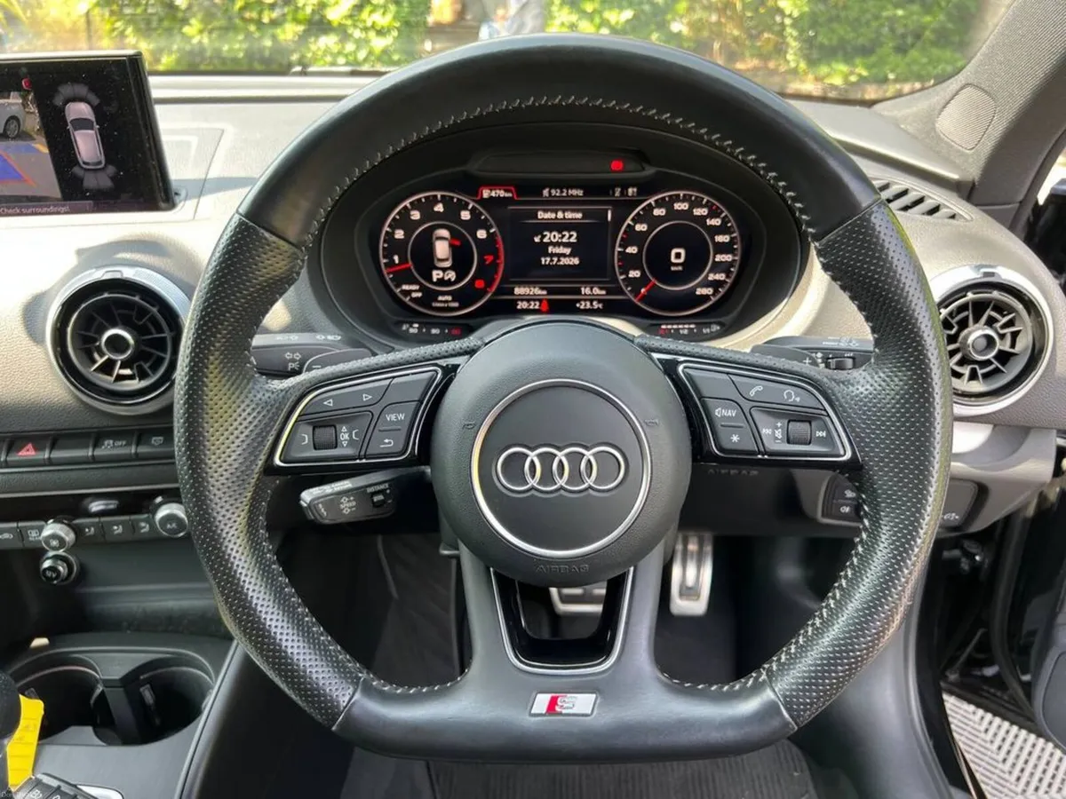 Audi A3 S-LINE 1.4 TFSI AUTO // NEW 19" S-LINE ALL - Image 4