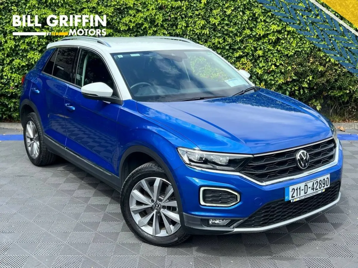 Volkswagen T-Roc STYLE 2.0 TDI AUTO // VERY LOW MI - Image 1