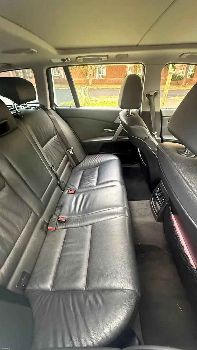 BMW 5-Series E61 2005 - Image 4