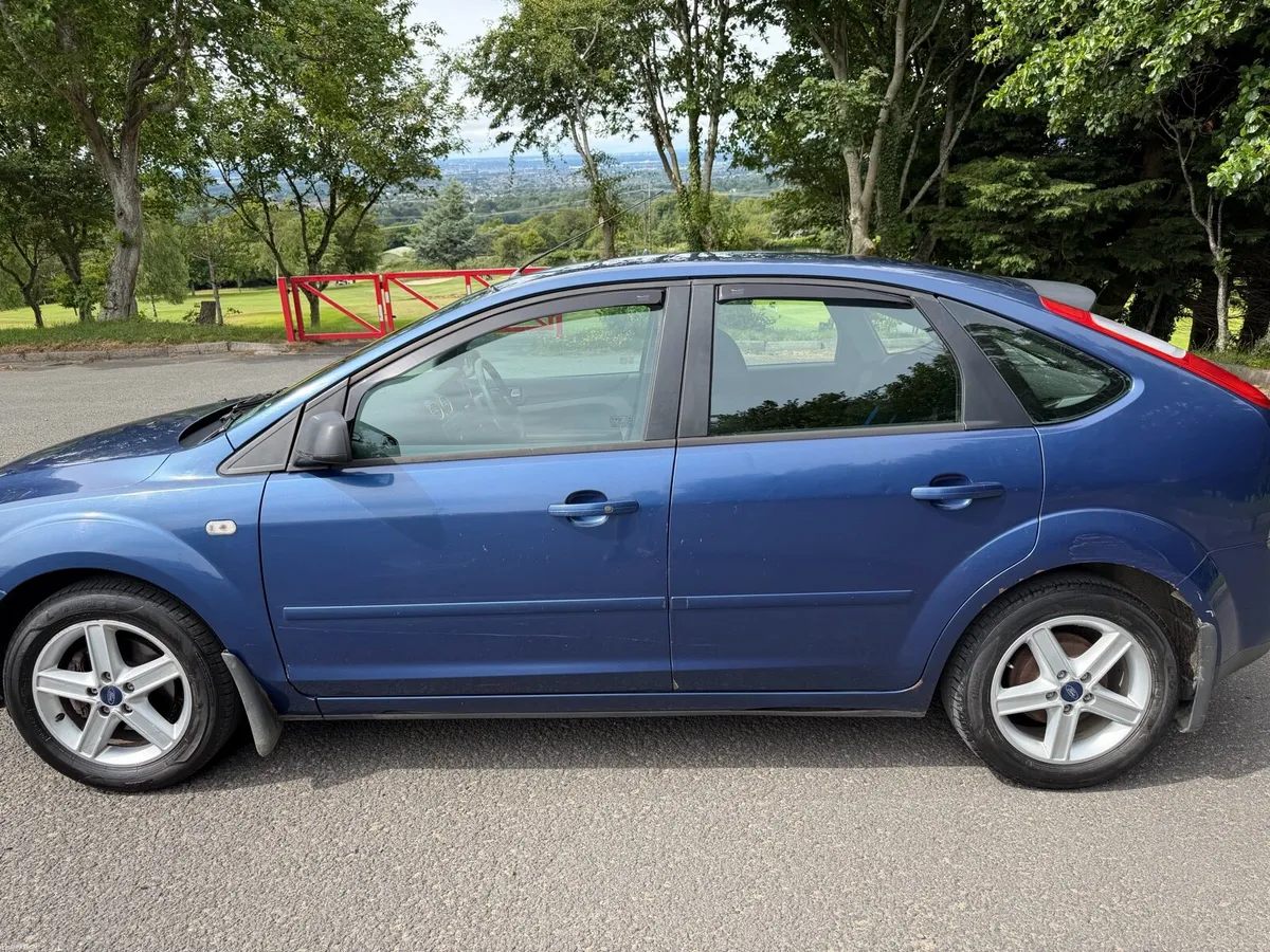 07 FORD FOCUS 1.4 PETROL – NCT 01/27 - Image 5