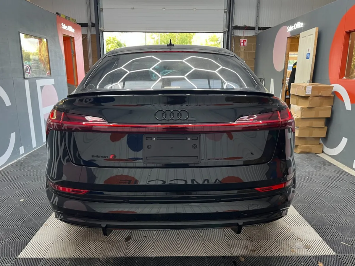 Audi e-tron 2023 AUDI E-TRON SPORTBACK S AUTOMATIC - Image 3