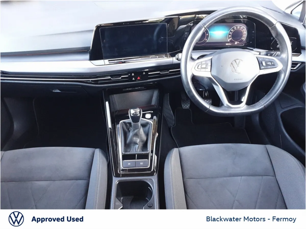 Volkswagen Golf 2.0TDI 115BHP STYLE - Image 2