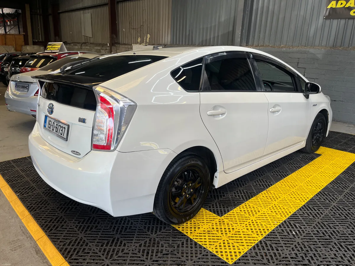 Toyota Prius  2015 - Image 5