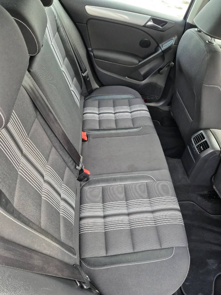 VW GOLF 1.2 - Image 6