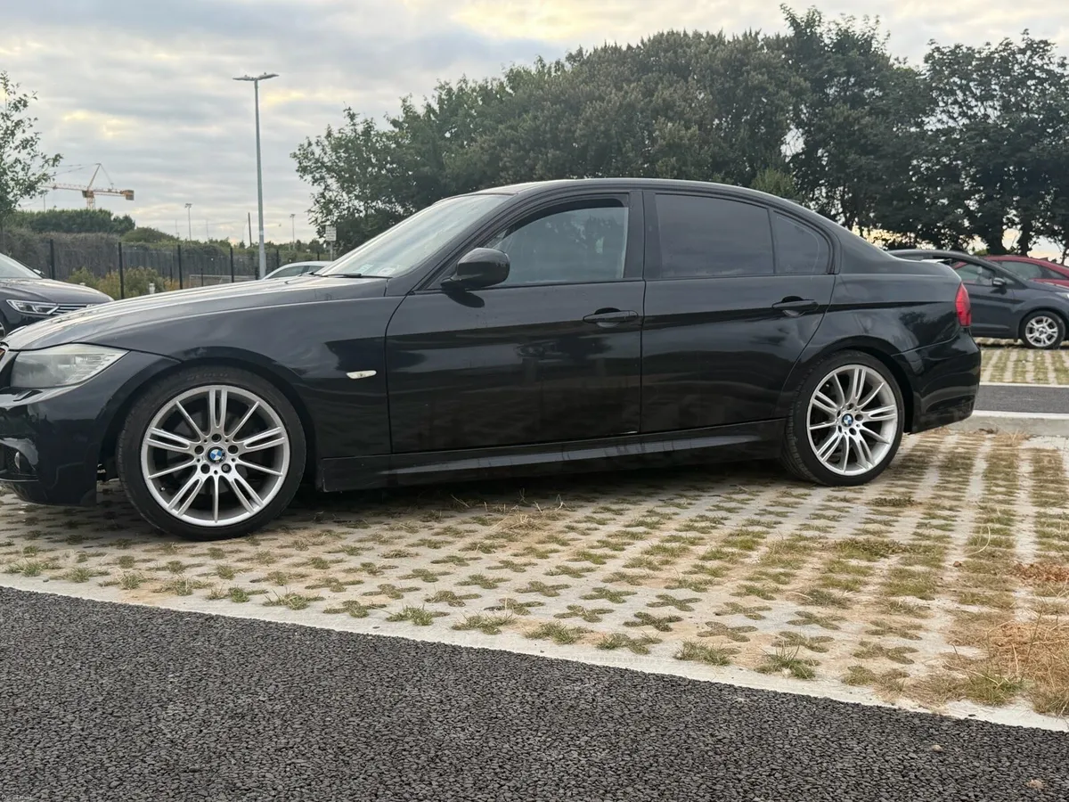 BMW 320D AUTOMATIC M SPORT TAX AND NCT - Image 3