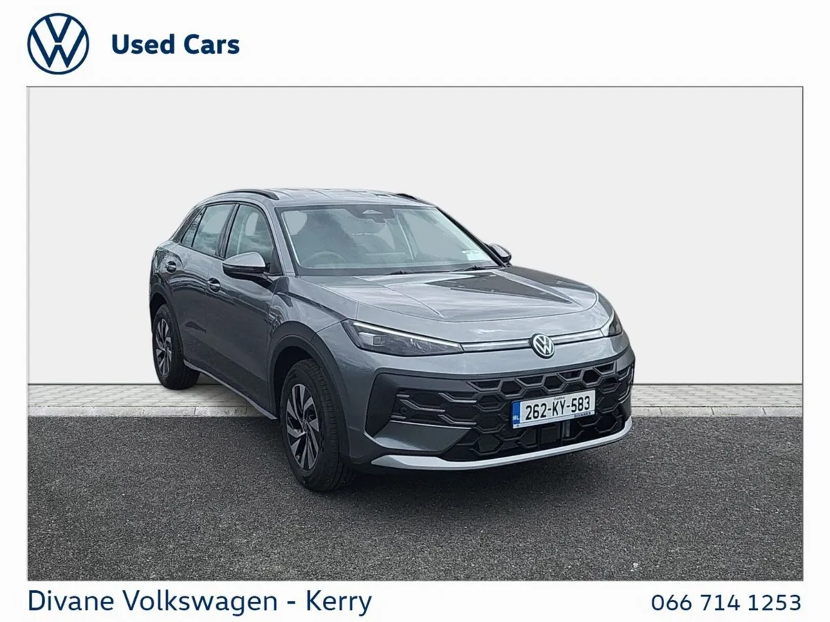 Volkswagen T-Roc LIFE PLUS 1.5 MHEV 116BHP AUTO - Image 1