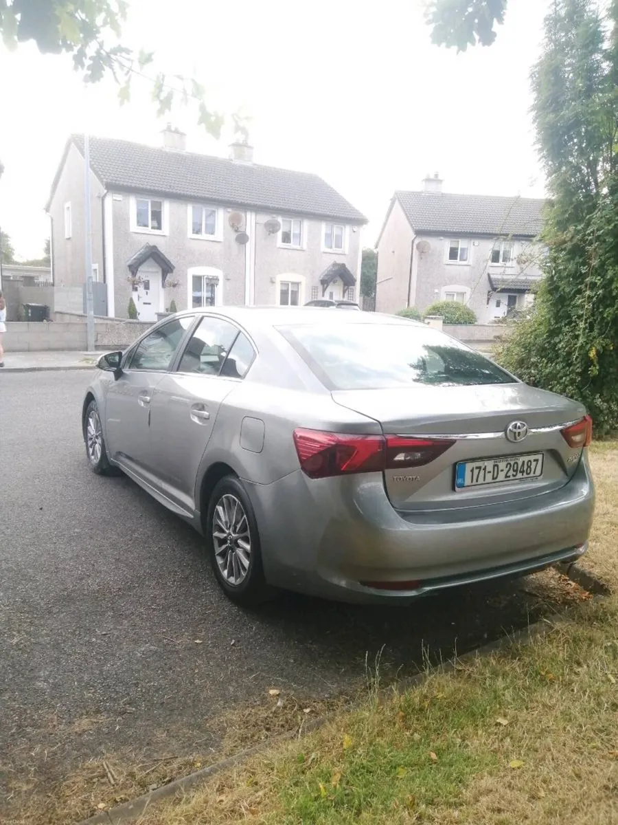 Toyota avensis 1.6 - Image 5