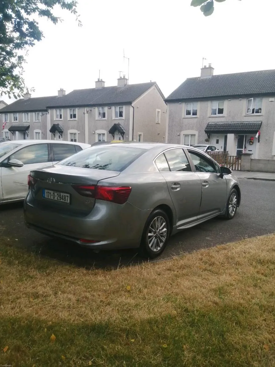 Toyota avensis 1.6 - Image 3