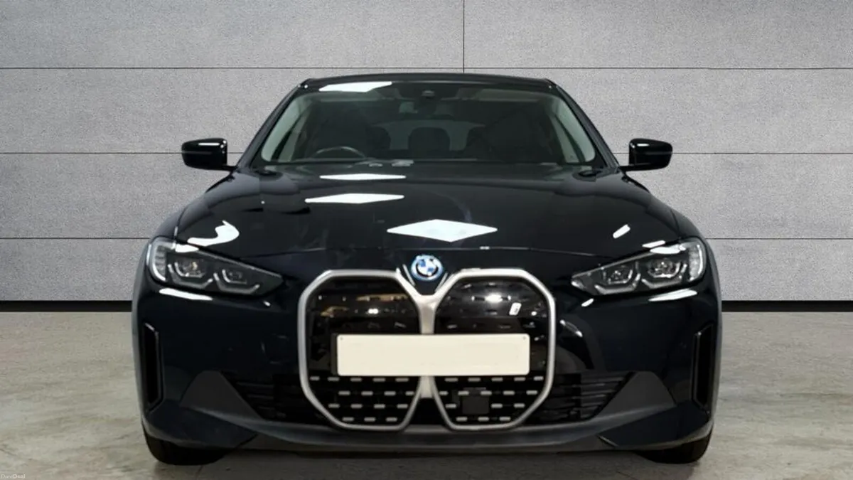 221 BMW i4 SPORT 40 - Image 2
