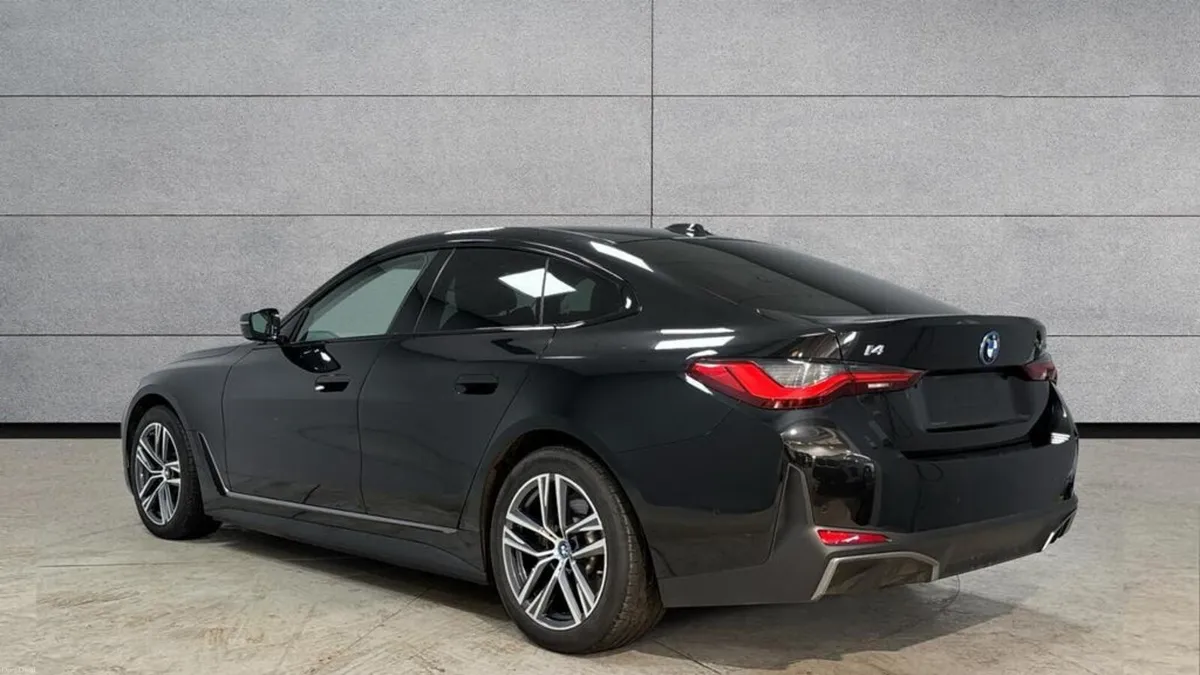 221 BMW i4 SPORT 40 - Image 3