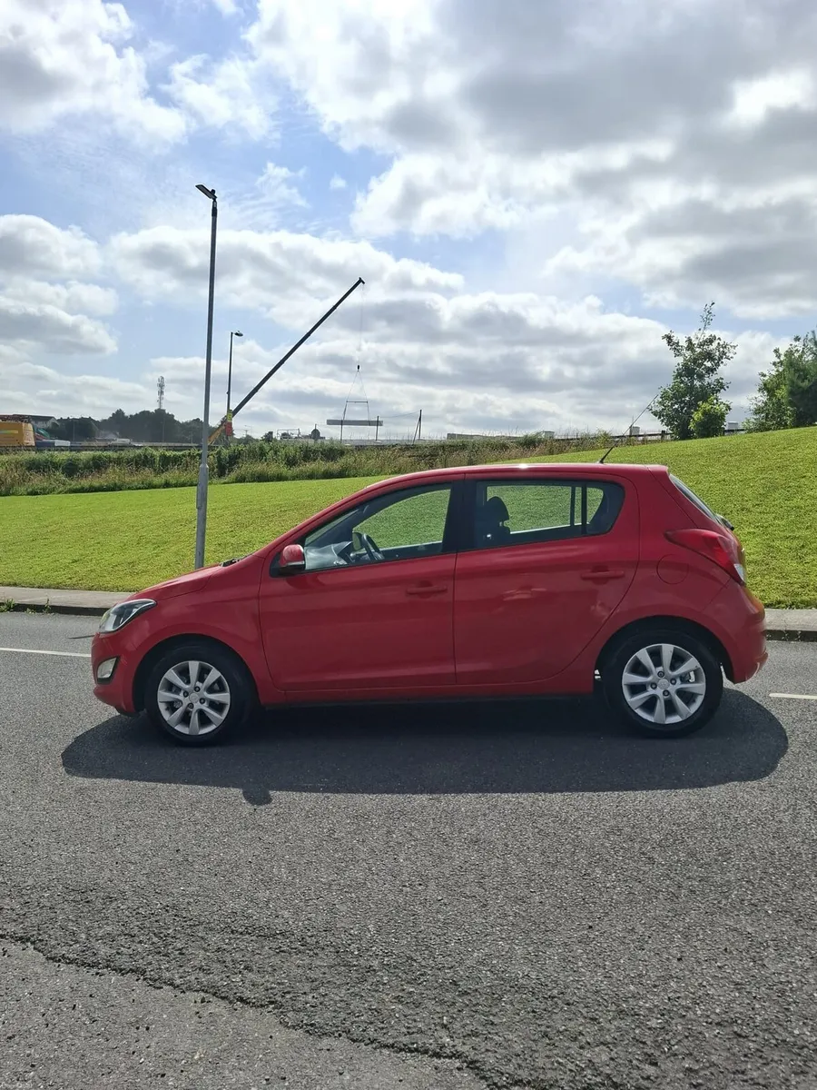 2013 Hyundai i20 - Image 5