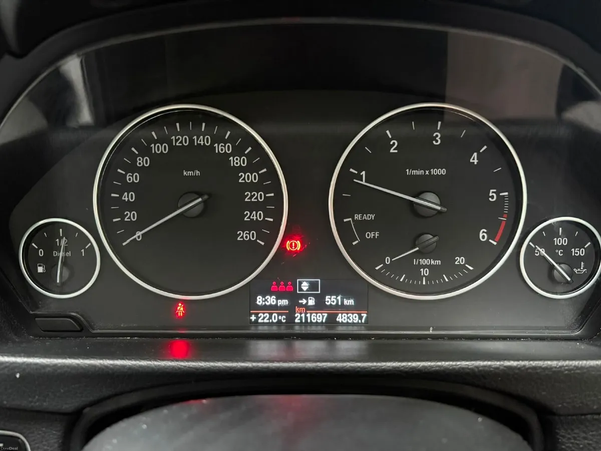 BMW 3-Series 2013 - Image 4