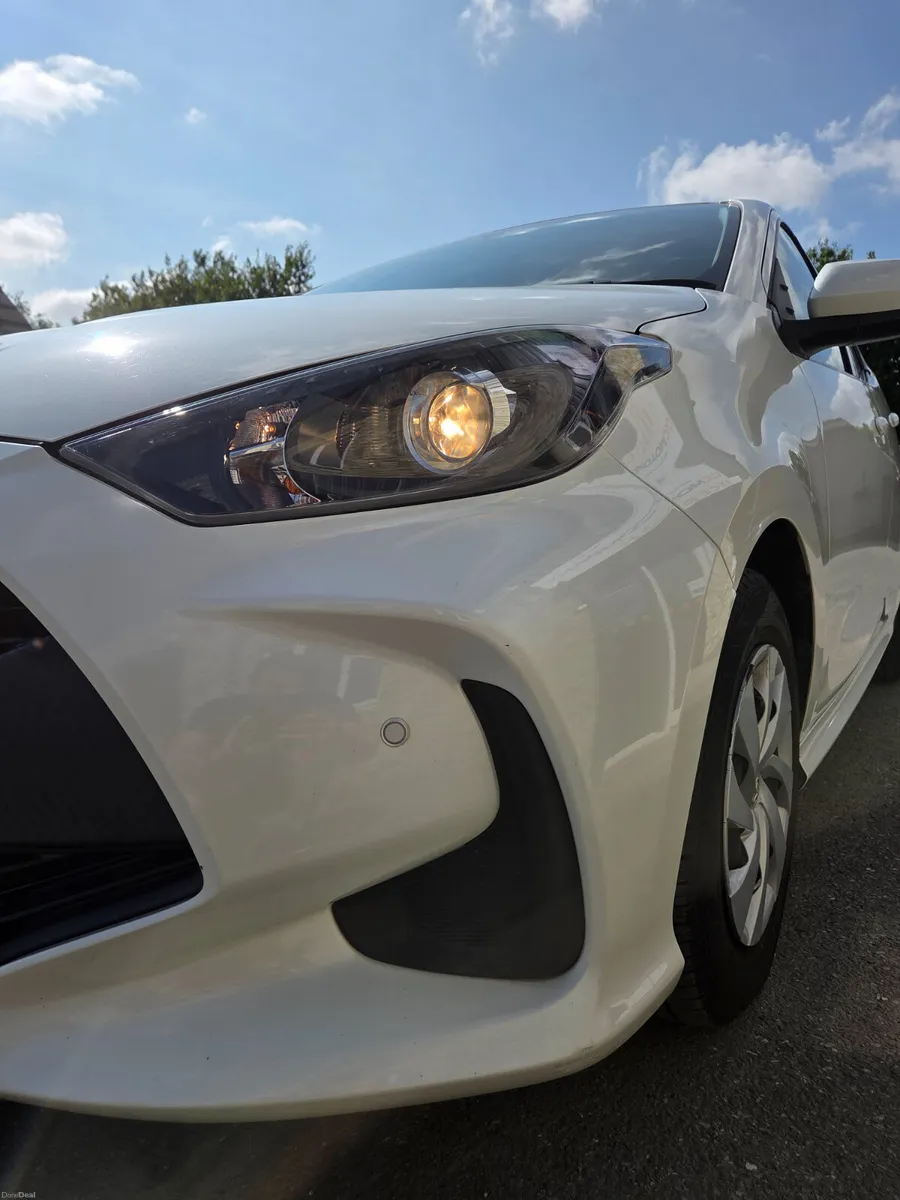 2021  TOYOTA YARIS  1.0 AUTO - Image 4