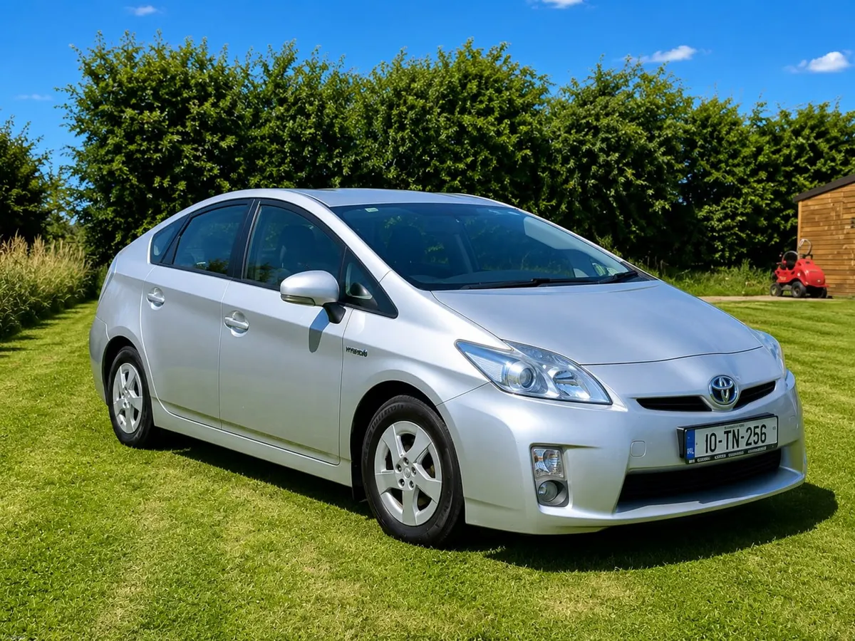 Toyota Prius - Image 1