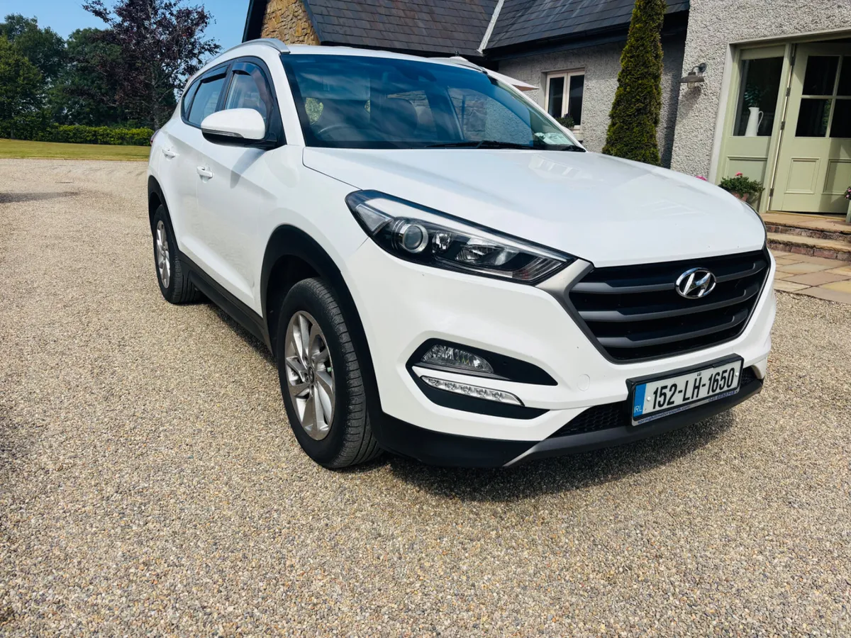 2015 Hyundai Tucson 1.7dsl comfort plus - Image 3