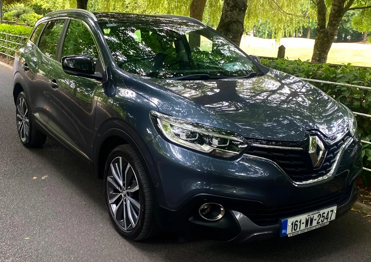 Renault Kadjar Auto Deluxe Edition with Sunroof - Image 1
